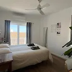Сasa de vacaciones The Lemon Tree House By Intiholidays