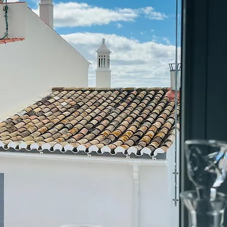 The Lemon Tree House By Intiholidays *