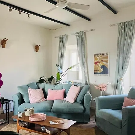 Σπίτι διακοπών The Lemon Tree House By Intiholidays *