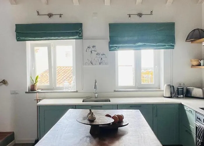 The Lemon Tree House By Intiholidays Dom wakacyjny *